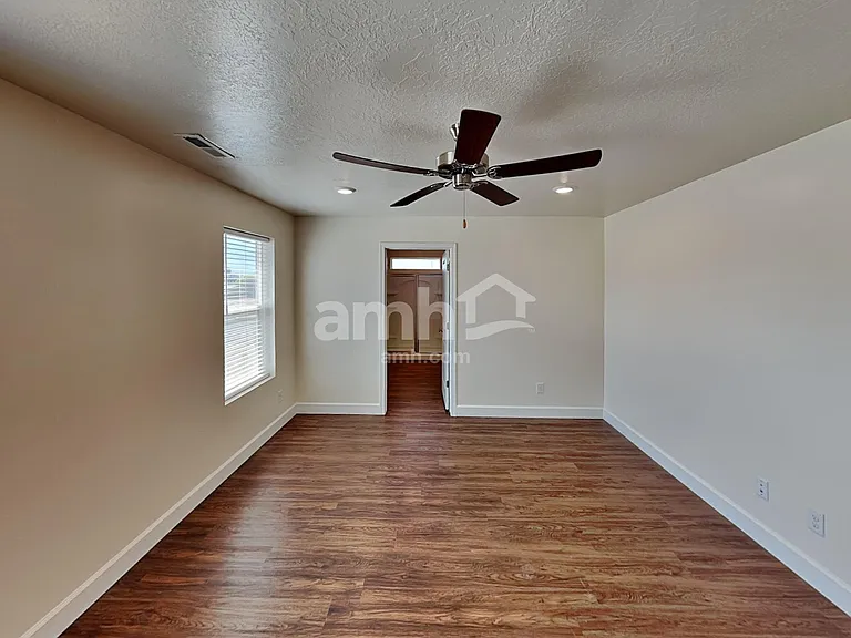 1176 N Wagon Way — Photo 10