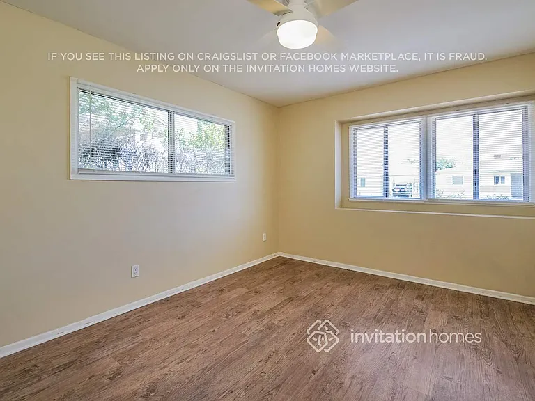 19520 Haynes St — Photo 12