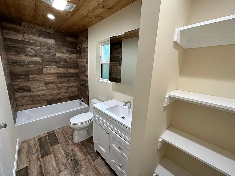 54078 Pine Crest Ave — Photo 8