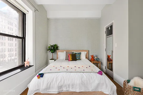Sold by Corcoran | media 8