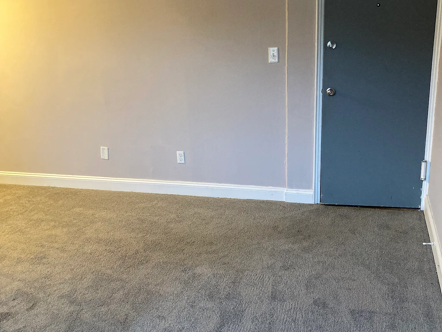 2305 Farrington Ave — Photo 2