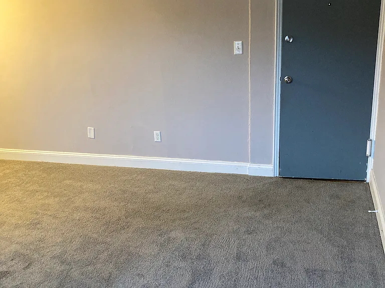 2305 Farrington Ave #303 — Photo 2