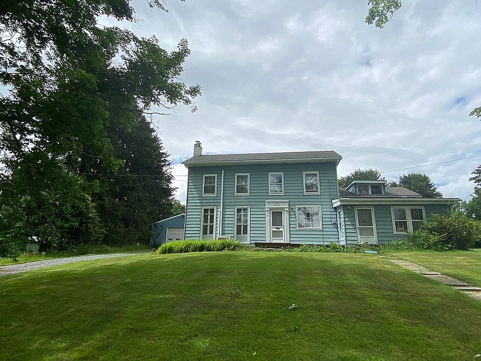 2nd image of 1047 Meeker Rd