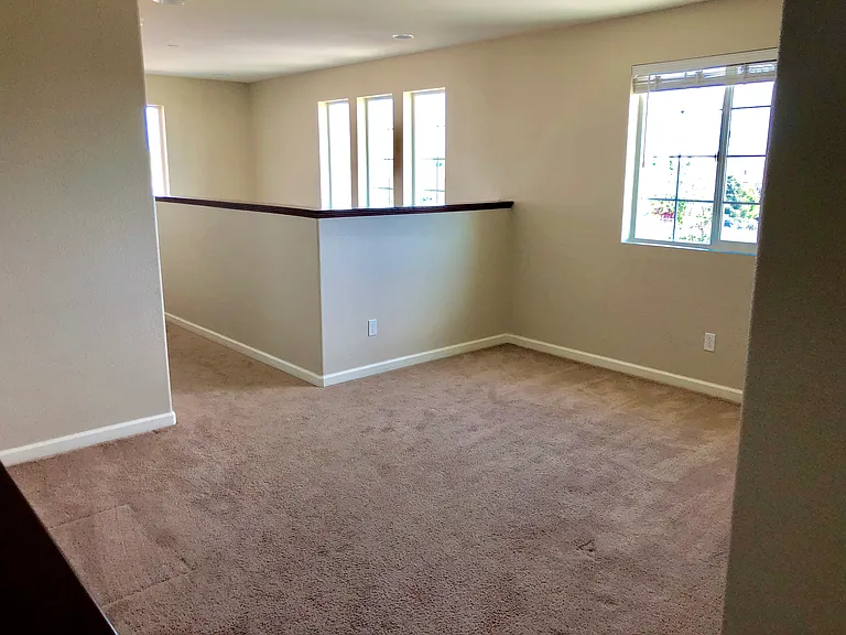 2554 Walker Dr — Photo 30