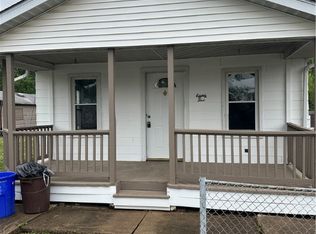 85 Locust St, Mc Kees Rocks, PA 15136