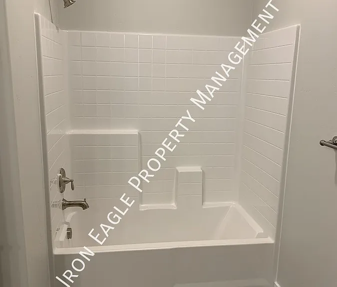 523 Borah Ave W #2 — Photo 15