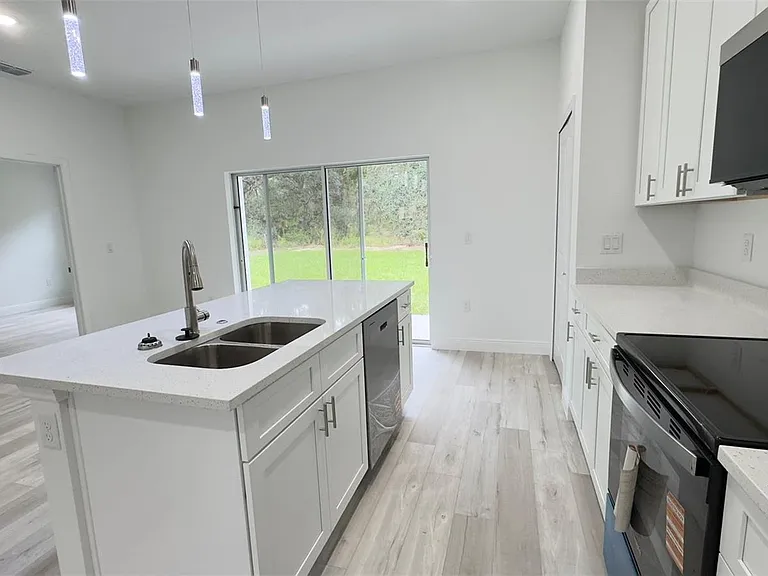 5902 N Darlington Dr — Photo 6