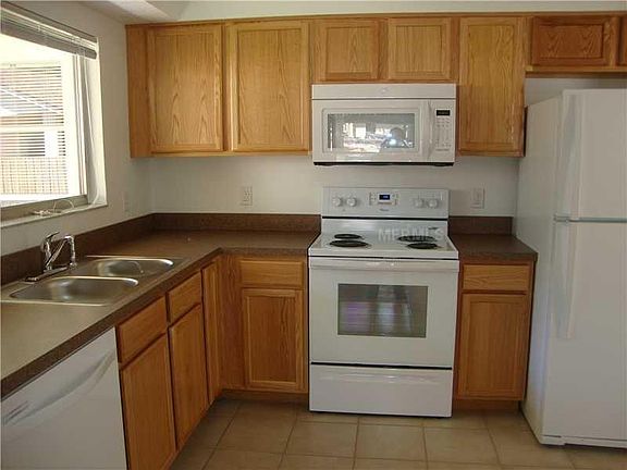 4th image of 826 Grand Cayman Ct