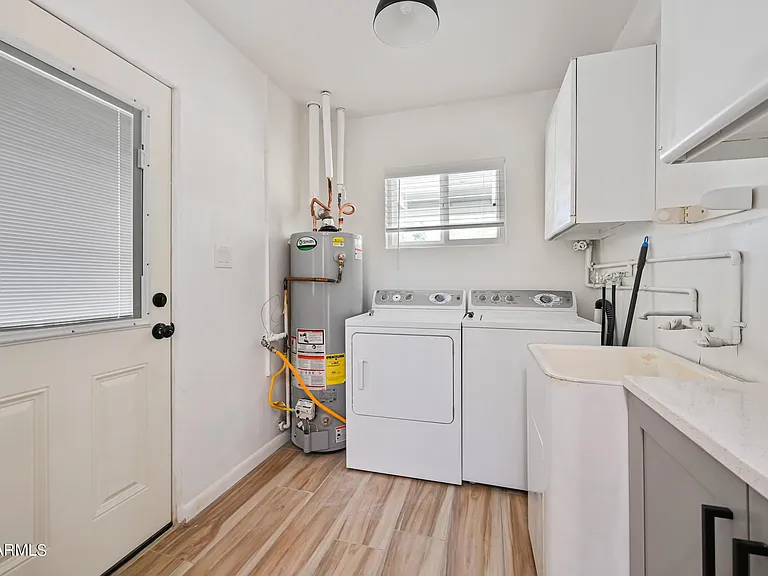 1226 W Rancho Dr — Photo 18