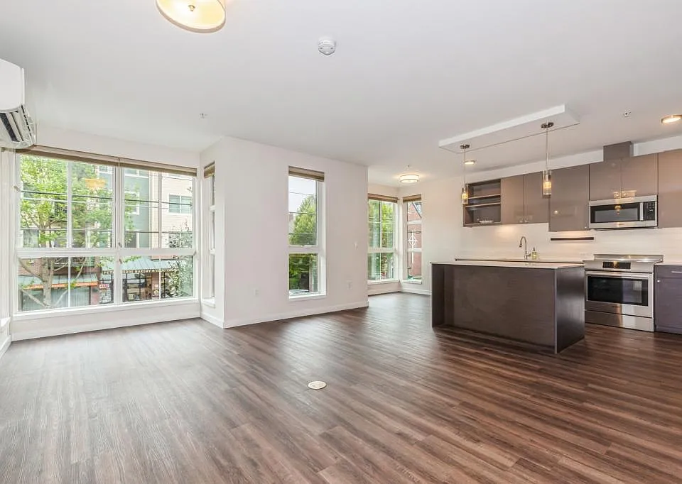 Kitchen/Living