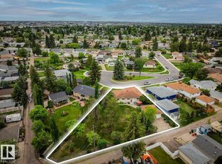 9044 56th St NW, Edmonton, AB T6B 1J2