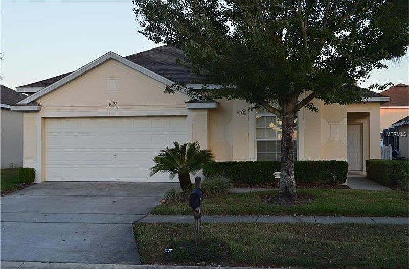 1st image of 1022 Bloomingdale Dr