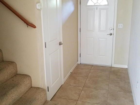 Entrance, coat closet