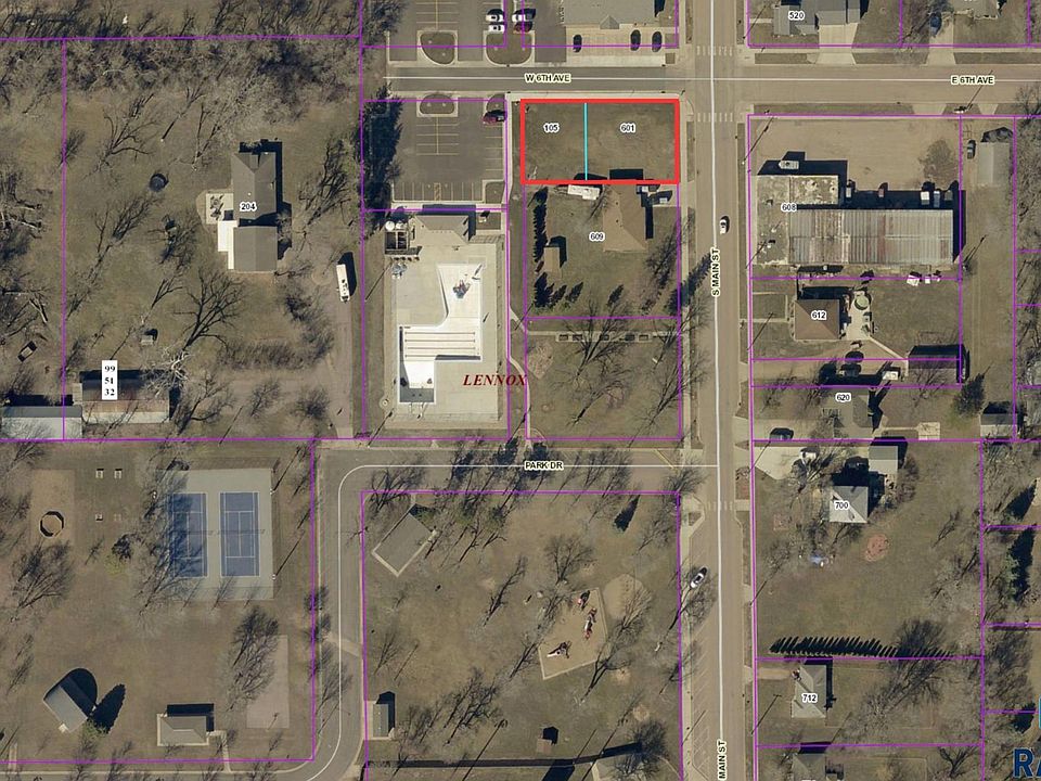 2nd image of 601 Main St