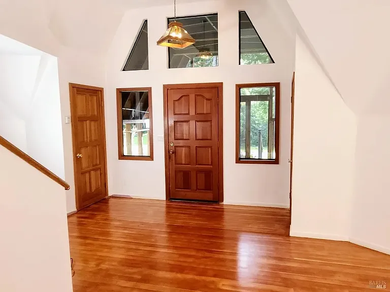 8080 Surprise Valley Rd — Photo 19