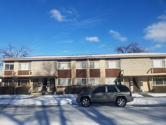 2nd image of 225 Poplar St APT 8