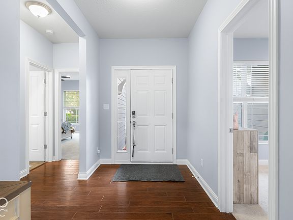5th image of 6106 Pelican Ln