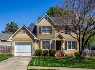 1033 Sheetbend Ln, Raleigh, NC 27606