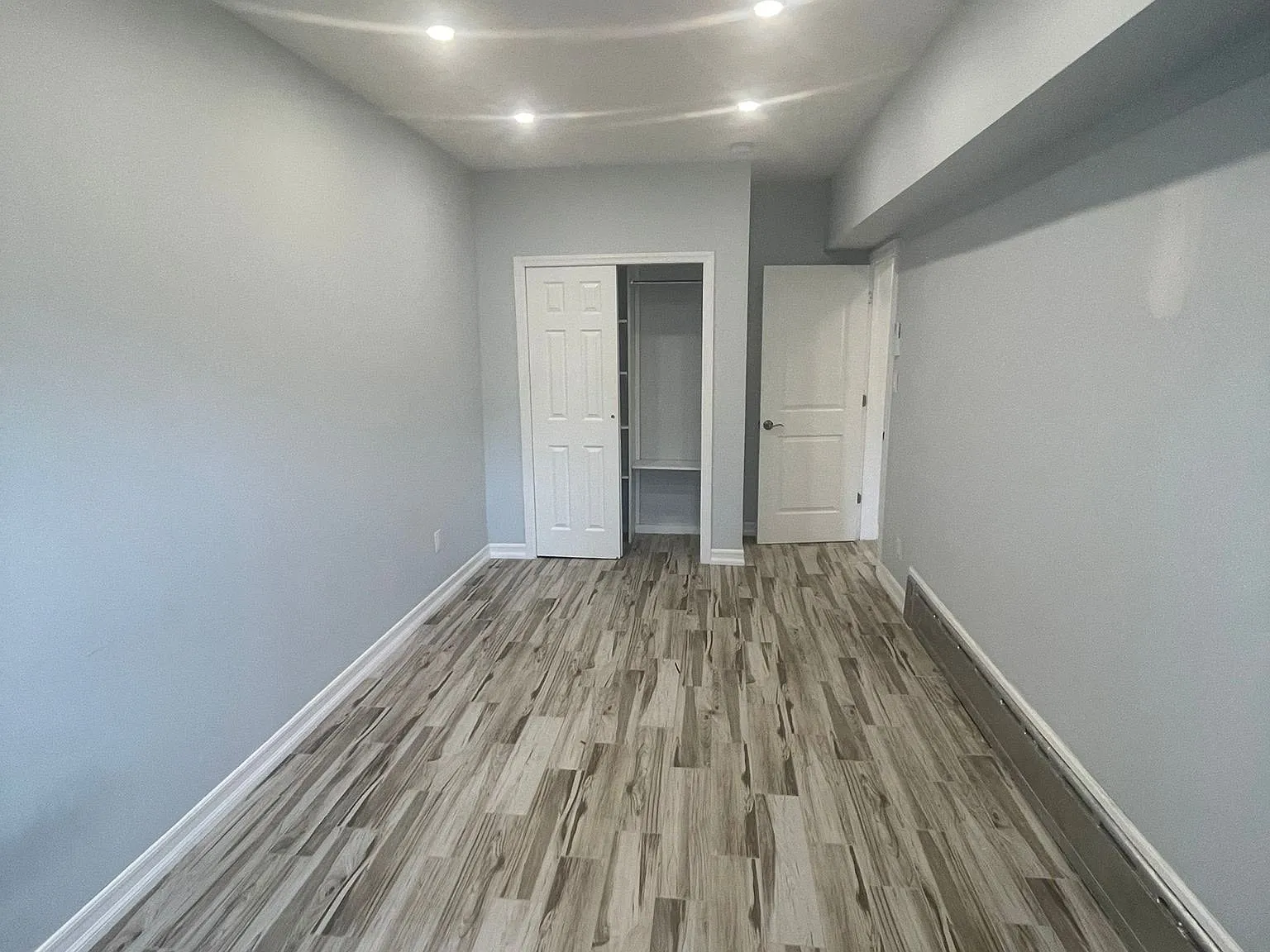 1 bed, 700 sqft, $2,100 — Photo 1