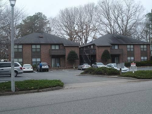1st image of 153 Windsor Castle Dr APT E