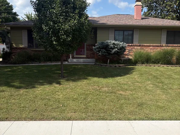 502 SE 10th St, Ankeny, IA 50021