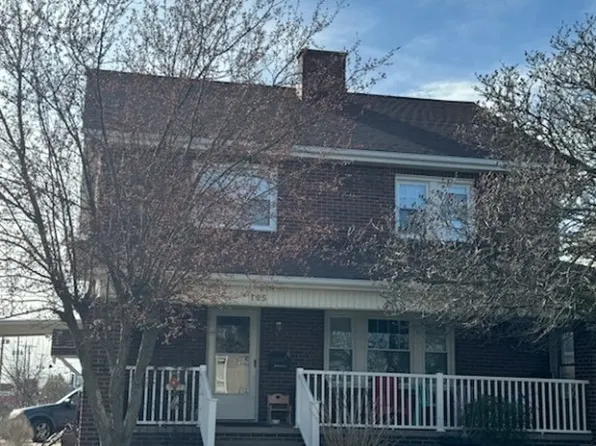 125 Church St, Louisville, OH 44641