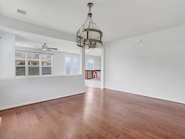 10514 Kentington Oak Dr — Photo 13