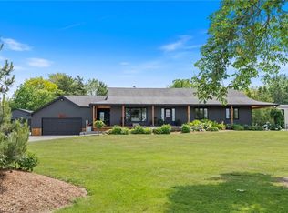 6251 Walkers Rd, Hamilton, ON L0R 1W0