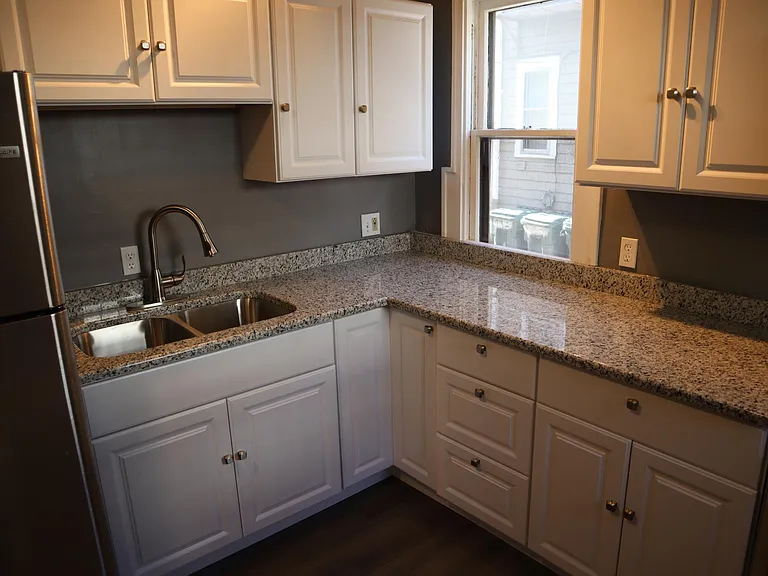 1696 East Ave — Photo 6