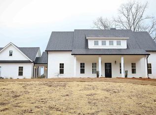 59 McKoy Farms Ln #1, Newnan, GA 30263