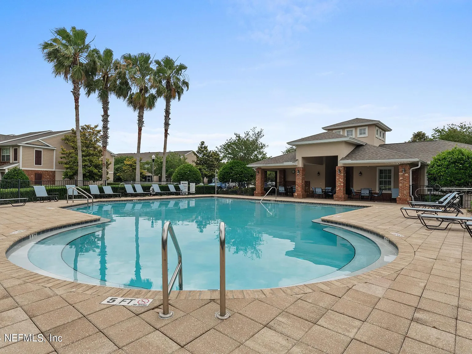 2 bed, 2.5 bath, 1248 sqft, $1,650 — Photo 2