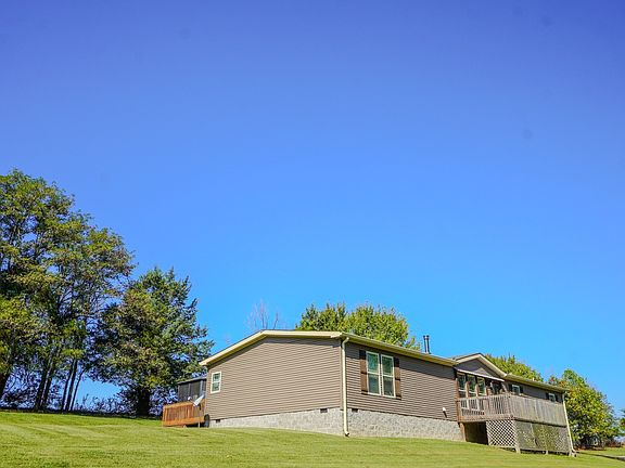 5th image of 137 Hawkins Rd