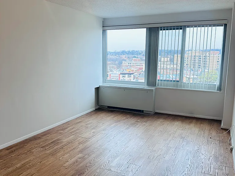 1330 New Hampshire Ave NW #823 — Photo 8