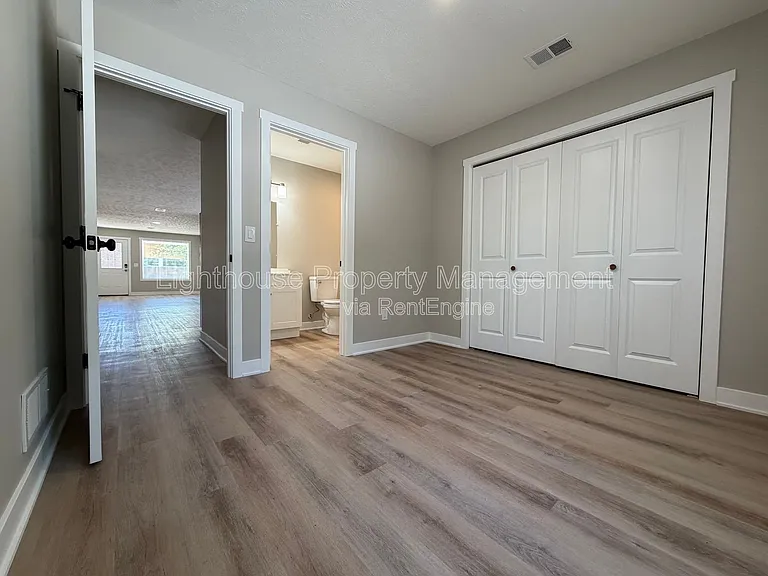 310 Allen Ave #1 — Photo 8