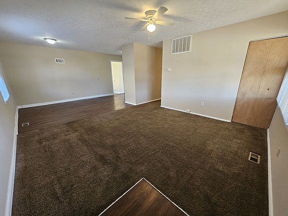 3rd image of 3540 Ontario St