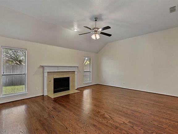 5th image of 6103 Rockby Ct