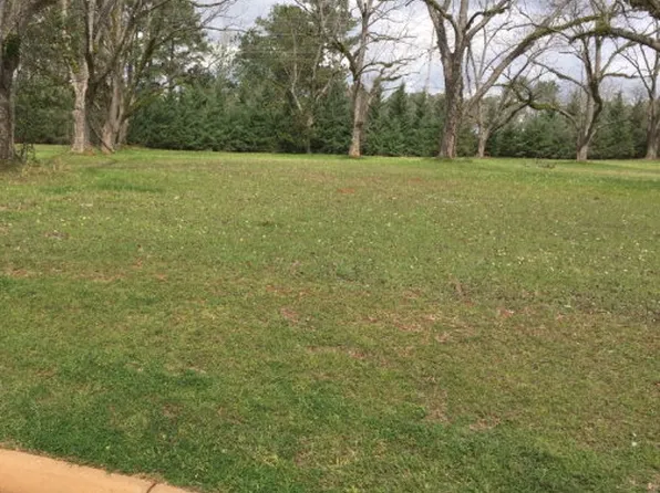 3811 Burton Ct, Albany, GA 31721