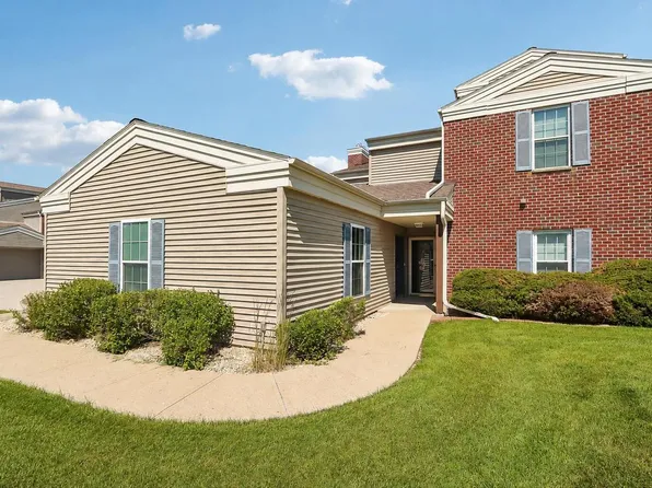 N16W26539 Tall Reeds LANE #A, Pewaukee, WI 53072