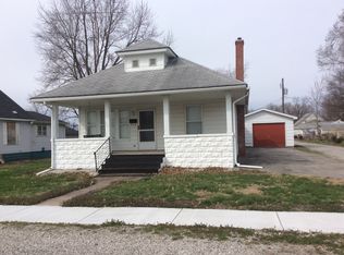 525 S Dye St, Virden, IL 62690