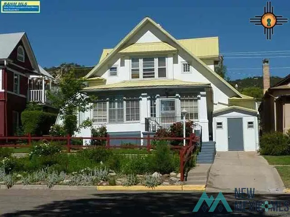 536 S 4th St, Raton, NM 87740