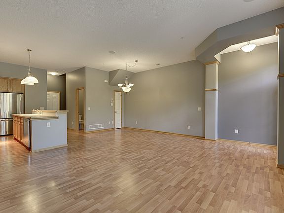 3rd image of 2490 119th Ct NE Unit E