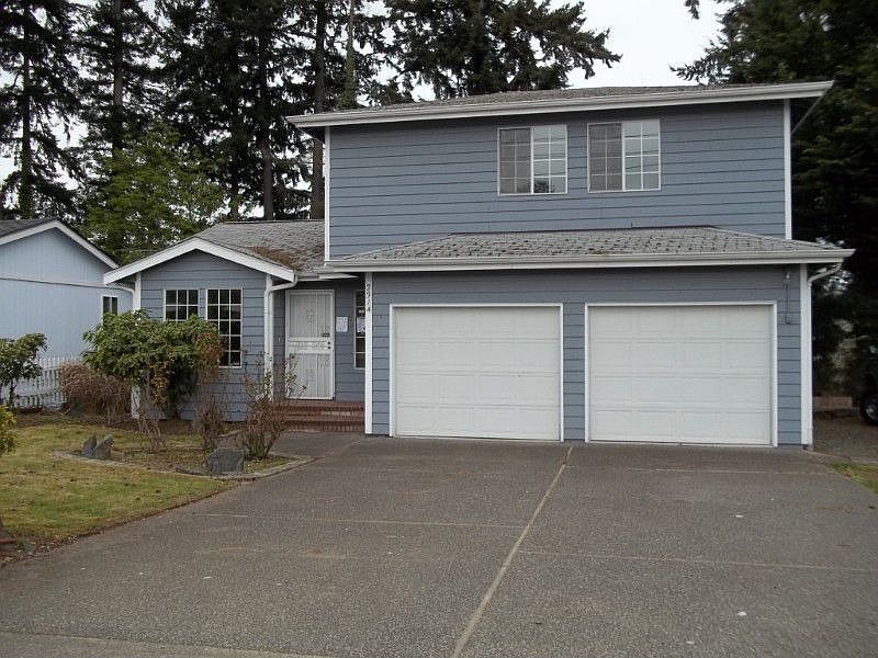 Upper level of this home has LARGE master suite