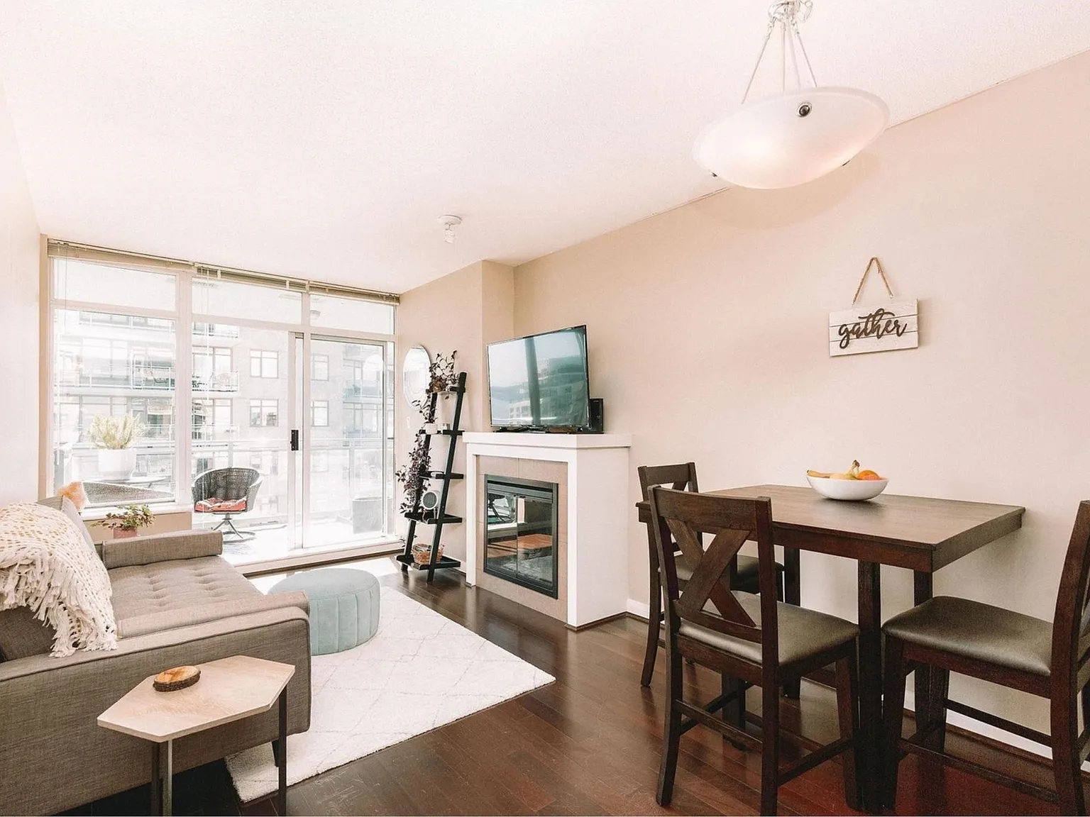 2 bed, 787 sqft, $2,950 — Photo 3