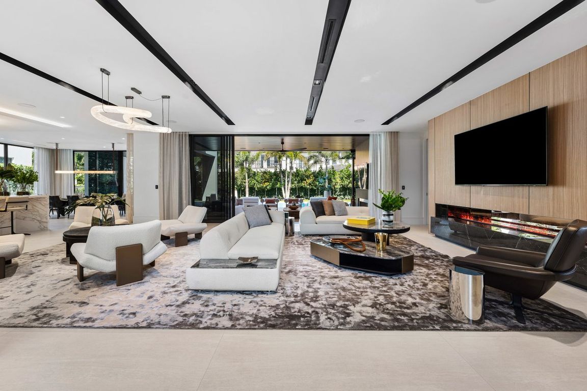 next background image