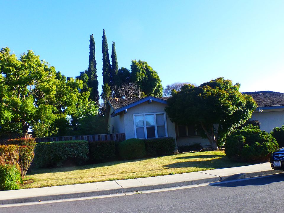 1st image of 896 W Olive Ave