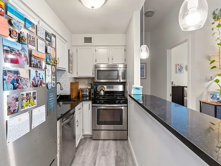 27 Bowdoin St #2B — Photo 7