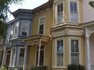 411 E Huntingdon St, Savannah, GA 31401