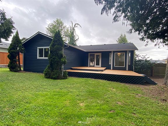 5th image of 8225 276th Pl NW
