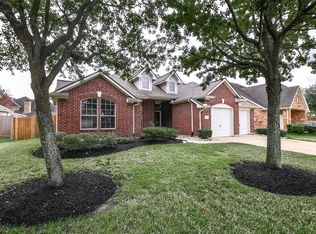 17619 Cypress Laurel St, Houston, TX 77095