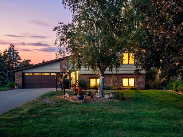 25870 Skyline Cir, Elko New Market, MN 55020